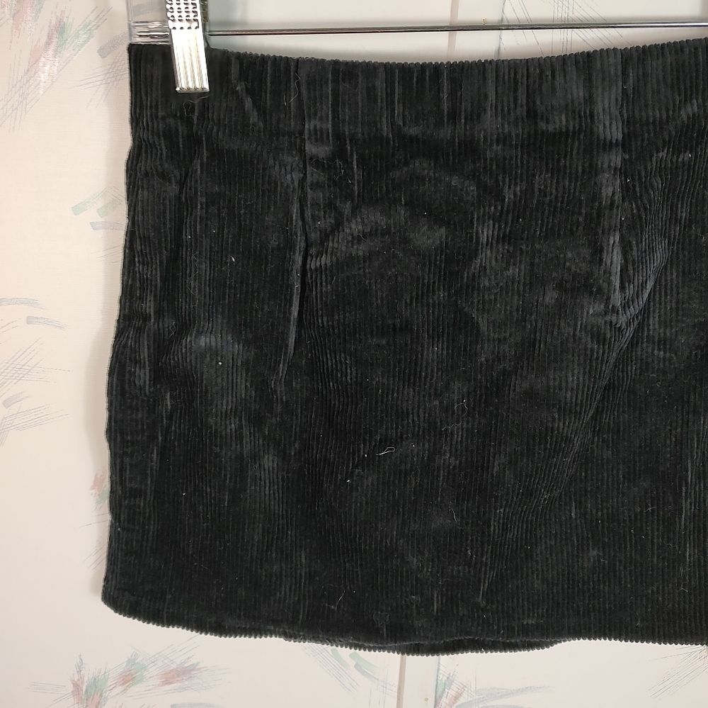 Forever 21 Black Mini Corduroy Skirt M - Picture 5 of 8